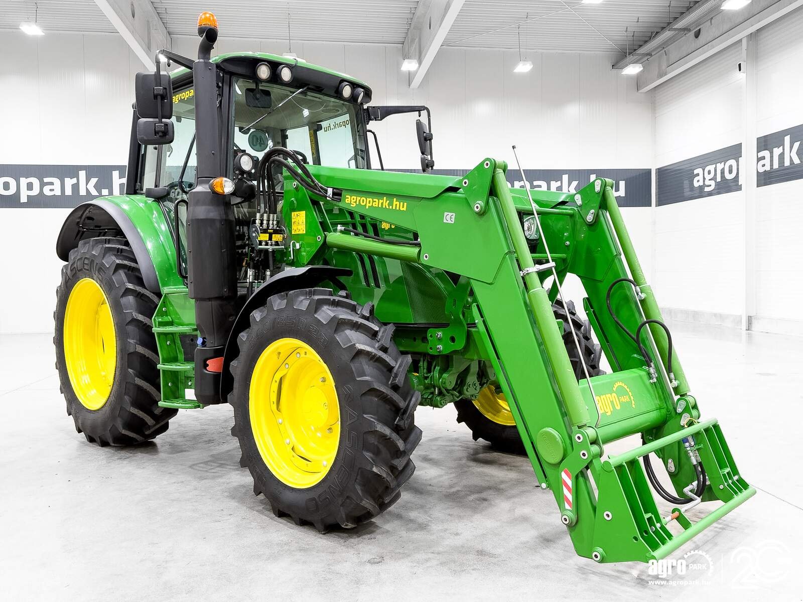 Traktor typu John Deere 6120M, Gebrauchtmaschine v Csengele (Obrázek 2)