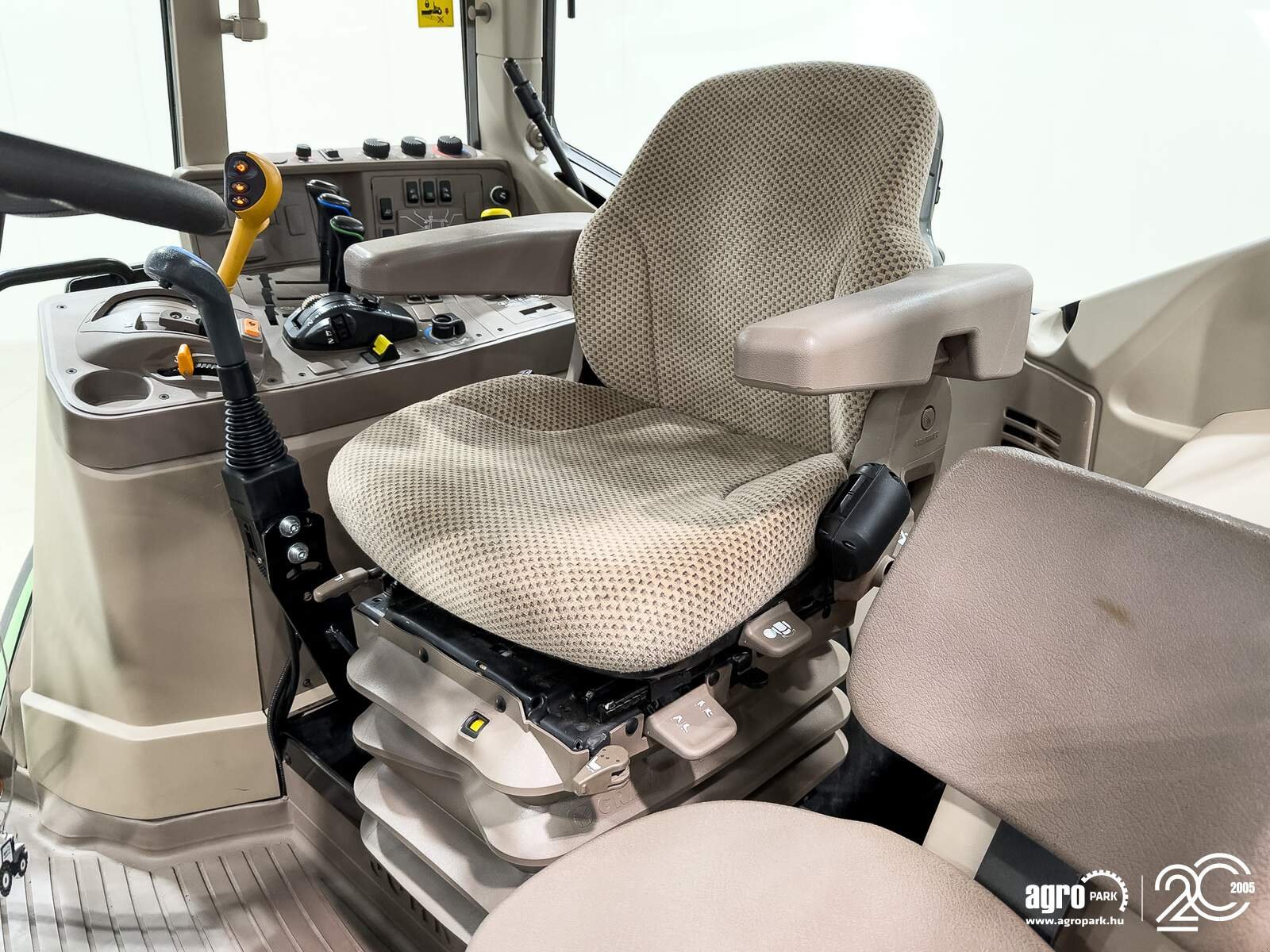 Traktor typu John Deere 6120M, Gebrauchtmaschine v Csengele (Obrázek 11)