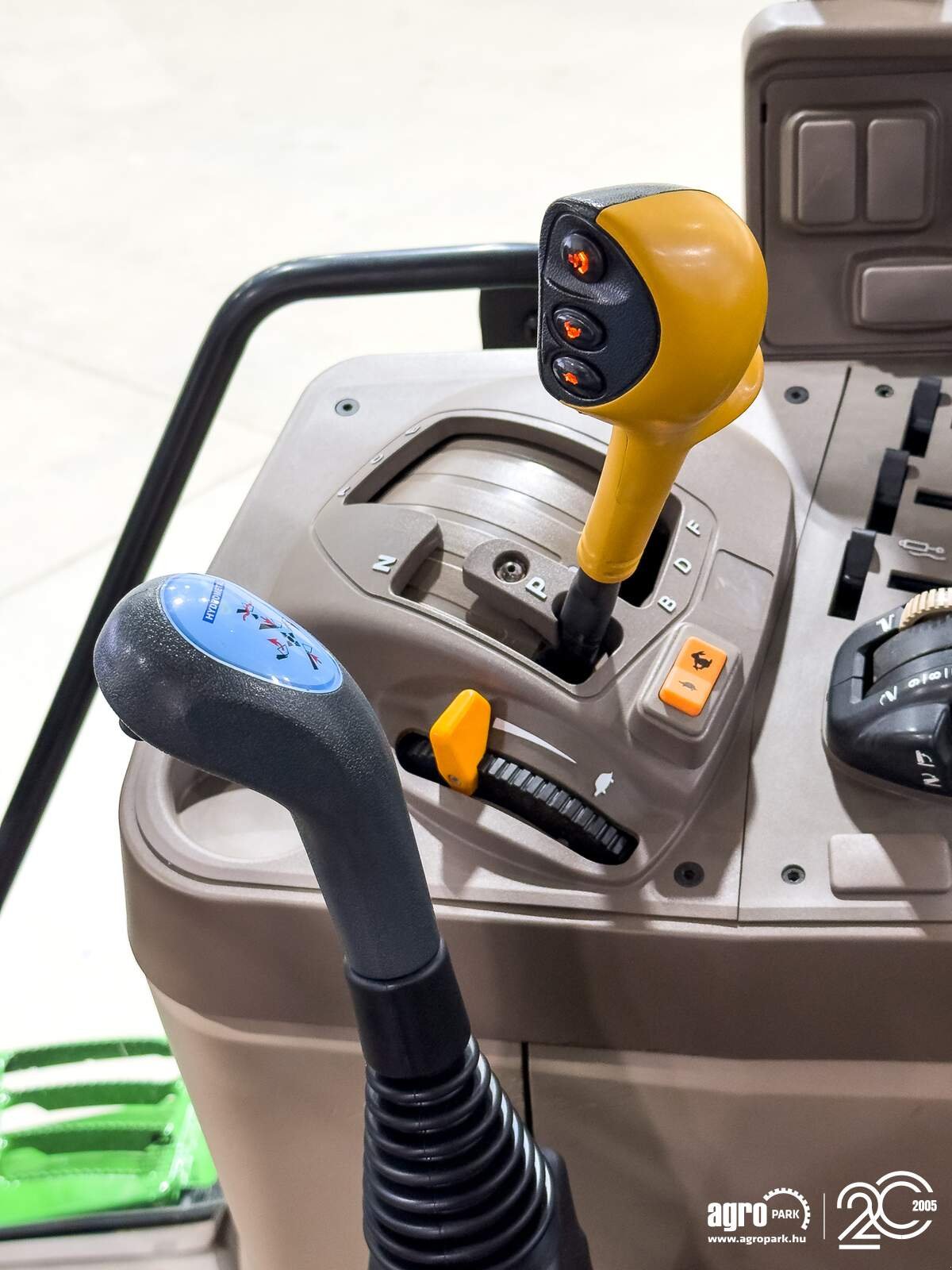 Traktor typu John Deere 6120M, Gebrauchtmaschine v Csengele (Obrázek 14)