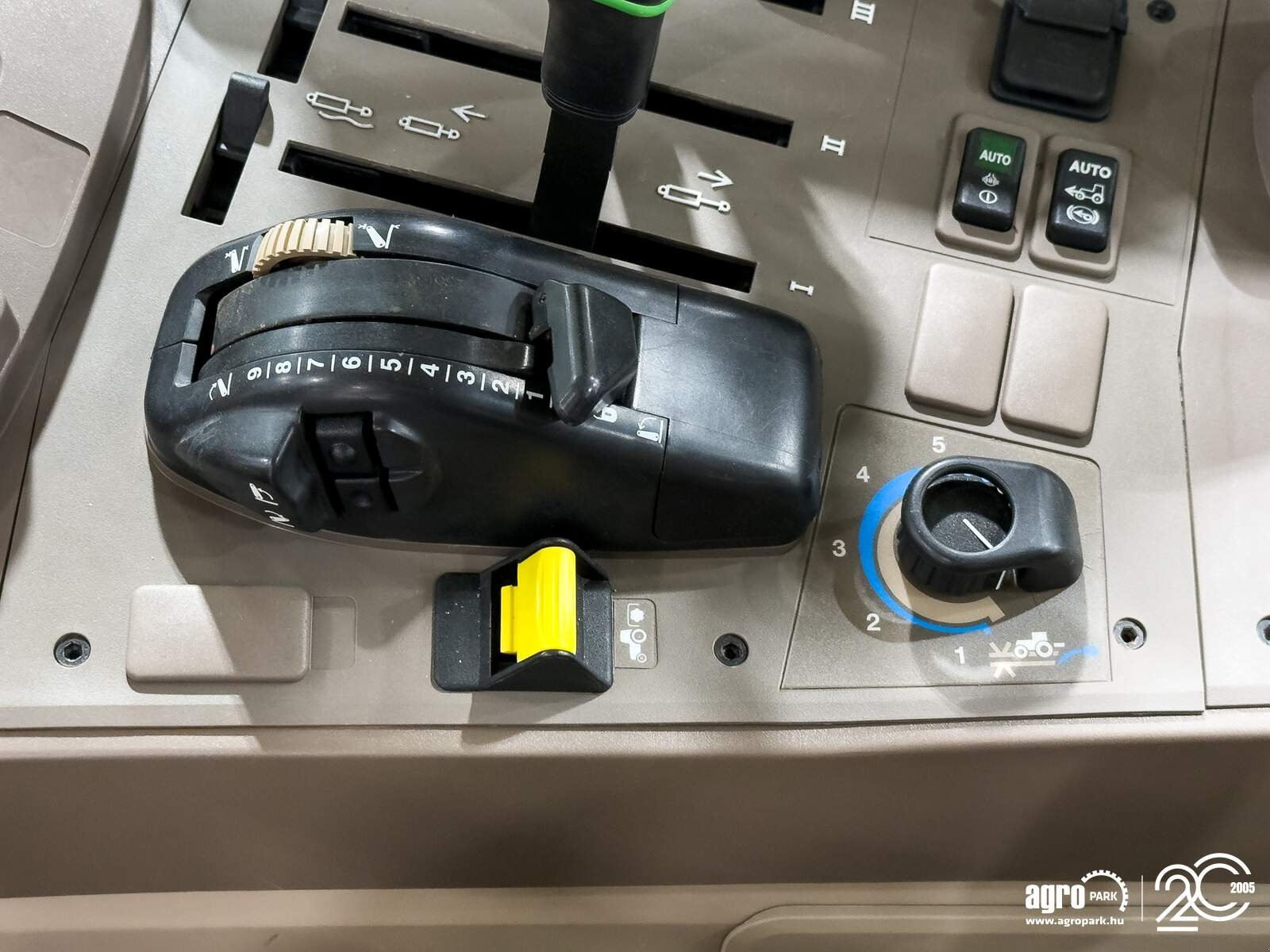 Traktor typu John Deere 6120M, Gebrauchtmaschine v Csengele (Obrázek 16)