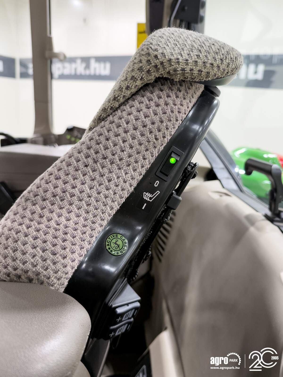 Traktor типа John Deere 6120M, Gebrauchtmaschine в Csengele (Фотография 28)