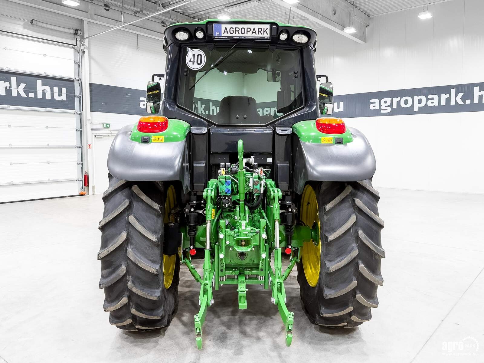 Traktor tip John Deere 6120M, Gebrauchtmaschine in Csengele (Poză 5)