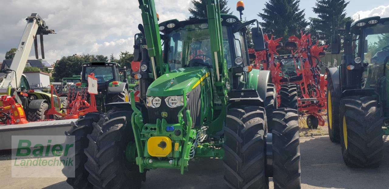 Traktor of the type John Deere 6120M, Neumaschine in OBERNDORF-HOCHMOESSINGEN (Picture 2)