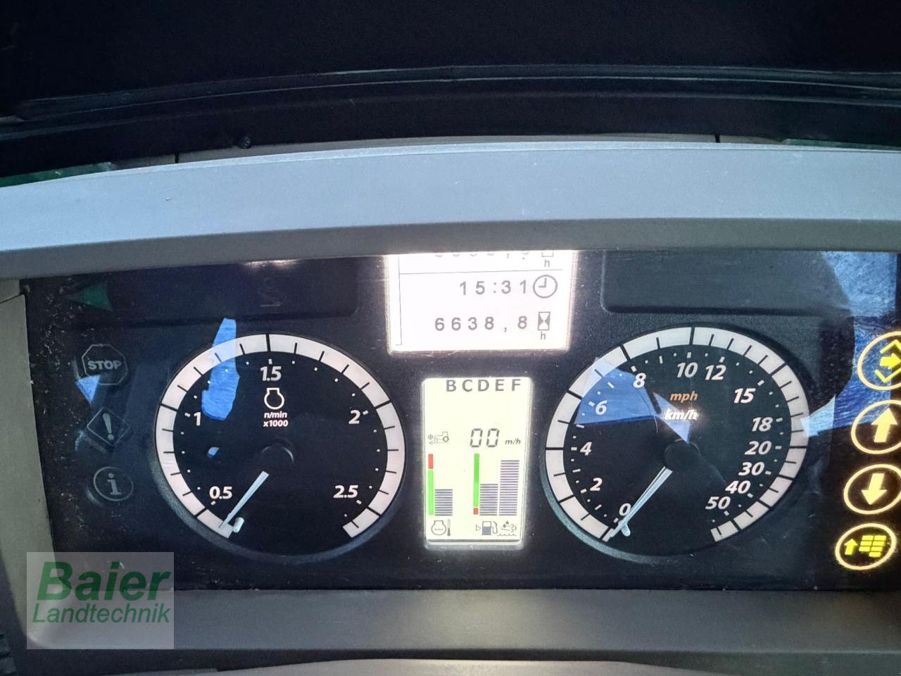 Traktor del tipo John Deere 6120M, Gebrauchtmaschine en OBERNDORF-HOCHMOESSINGEN (Imagen 6)