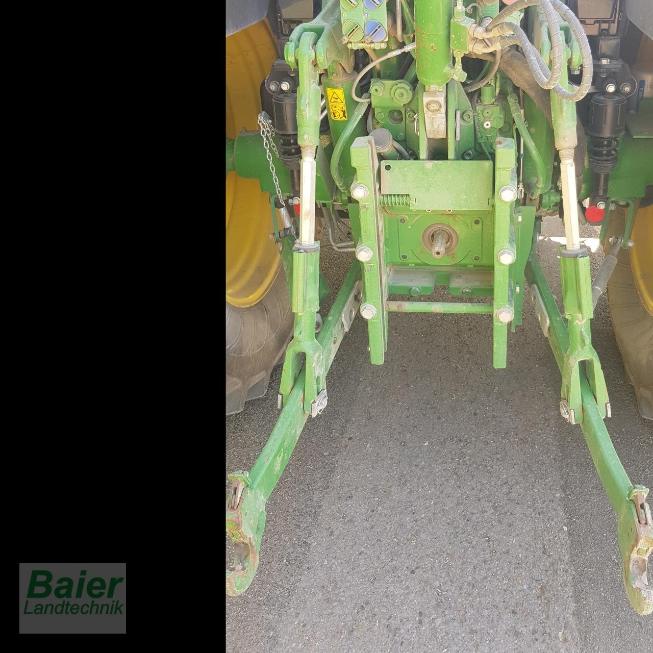 Traktor типа John Deere 6120M, Gebrauchtmaschine в OBERNDORF-HOCHMOESSINGEN (Фотография 11)