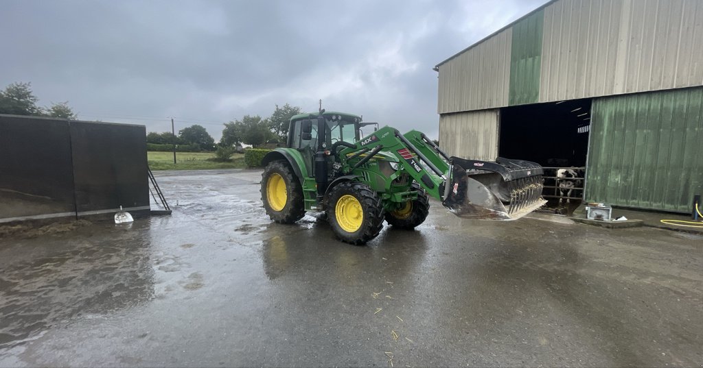 Traktor tipa John Deere 6120M, Gebrauchtmaschine u COULVAIN (Slika 2)