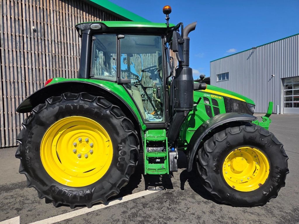 Traktor del tipo John Deere 6120M, Gebrauchtmaschine en BRECEY (Imagen 3)