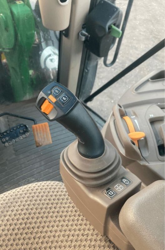 Traktor typu John Deere 6120M, Gebrauchtmaschine v azerailles (Obrázek 7)