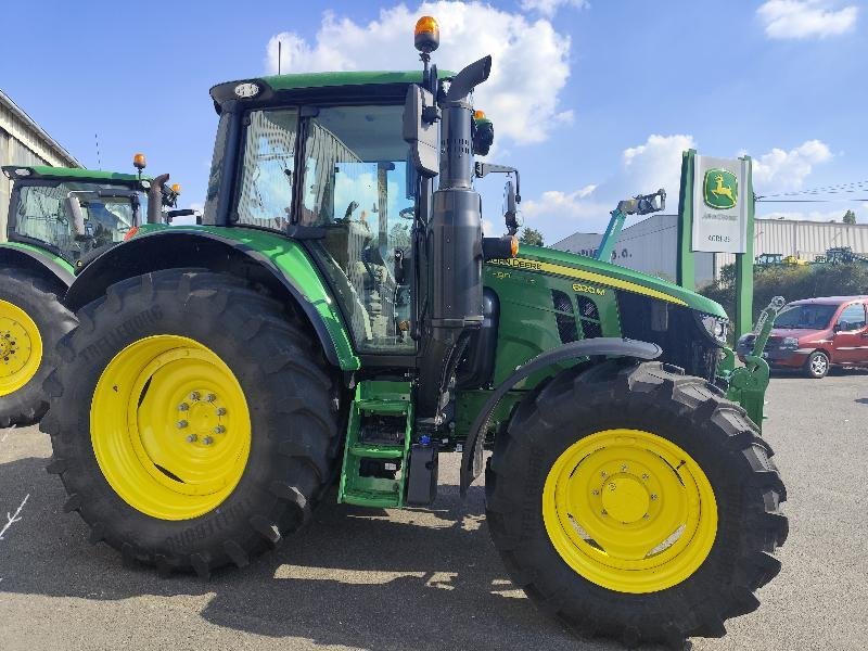 Traktor des Typs John Deere 6120M, Gebrauchtmaschine in SAINT GENEST D'AMBIERE (Bild 5)
