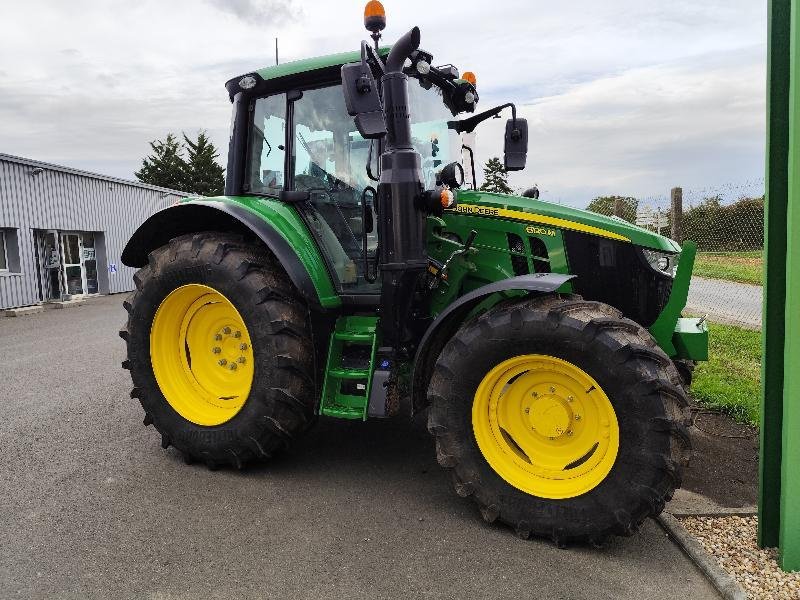 Traktor typu John Deere 6120M, Gebrauchtmaschine v SAINT GENEST D'AMBIERE (Obrázek 2)