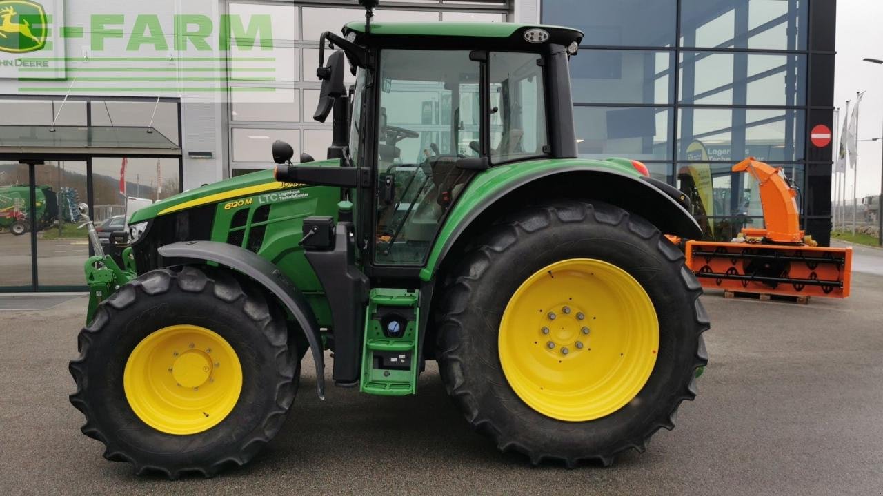 Traktor типа John Deere 6120M, Gebrauchtmaschine в REDLHAM (Фотография 2)