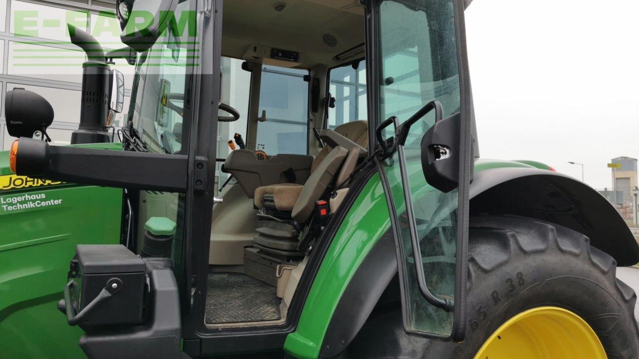 Traktor типа John Deere 6120M, Gebrauchtmaschine в REDLHAM (Фотография 23)