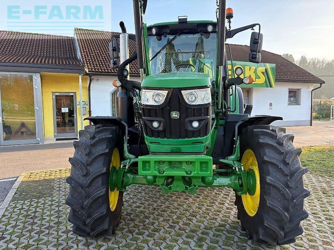 Traktor del tipo John Deere 6120m, Gebrauchtmaschine en GROBELNO (Imagen 2)