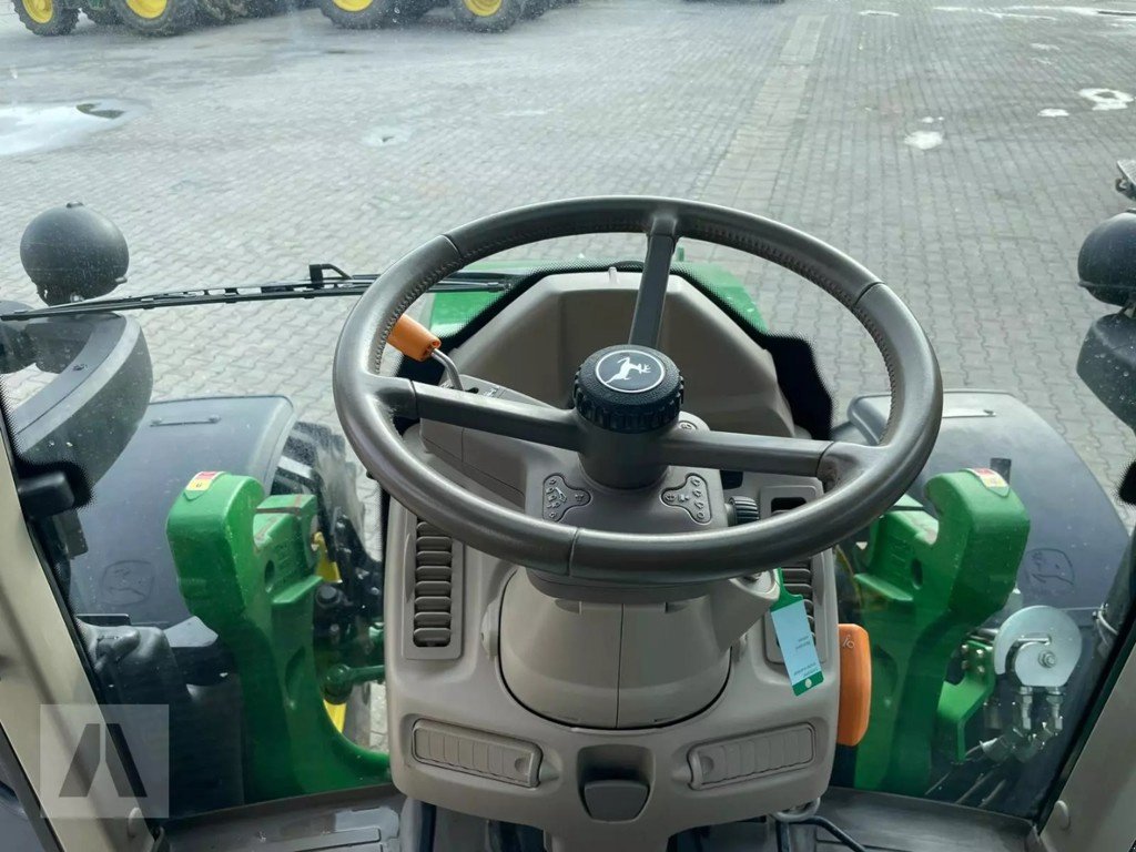 Traktor Türe ait John Deere 6120M, Gebrauchtmaschine içinde Regensdorf (resim 11)