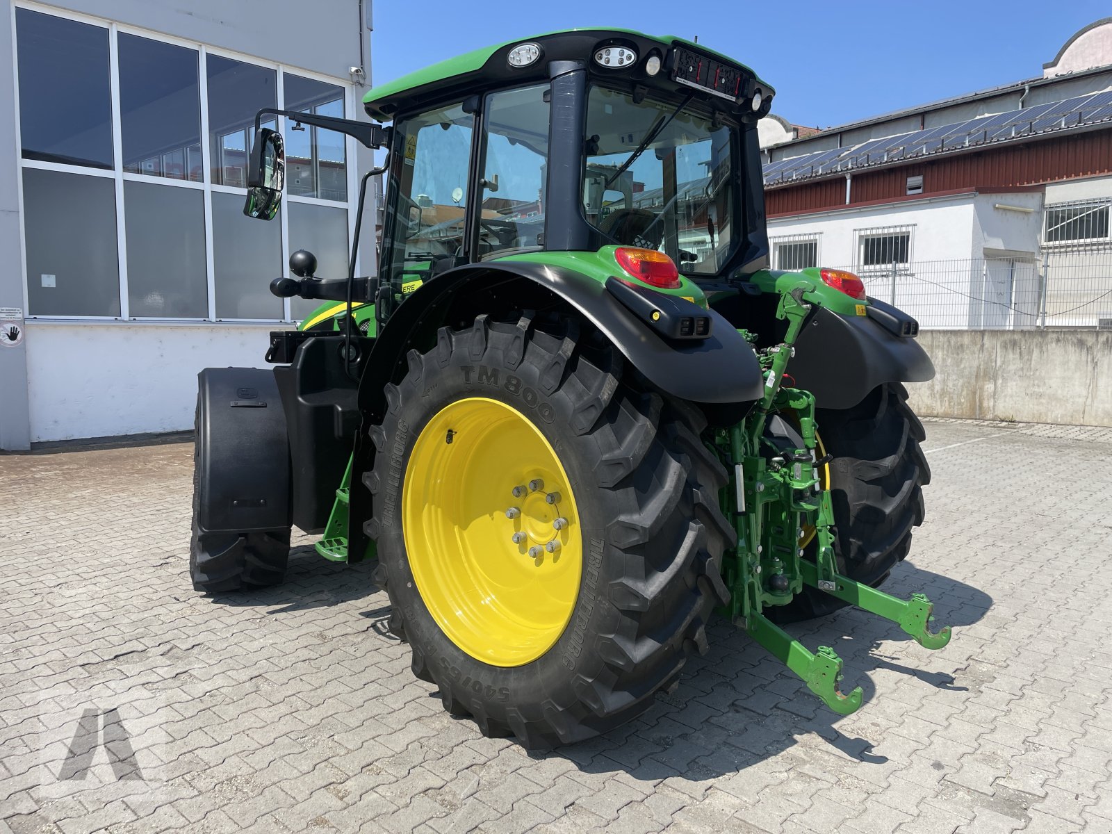 Traktor типа John Deere 6120M, Gebrauchtmaschine в Eggenfelden (Фотография 7)