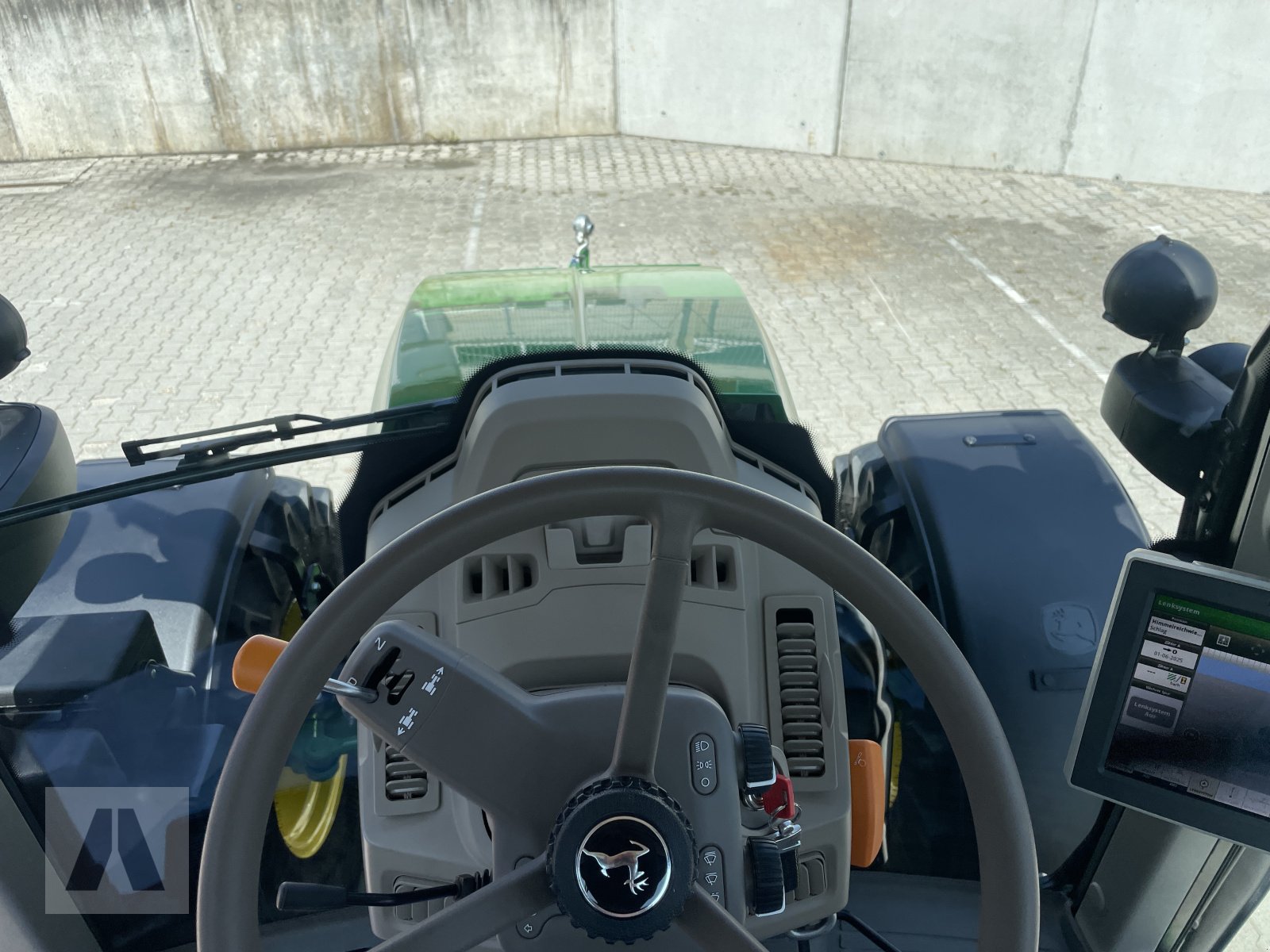 Traktor типа John Deere 6120M, Gebrauchtmaschine в Eggenfelden (Фотография 17)