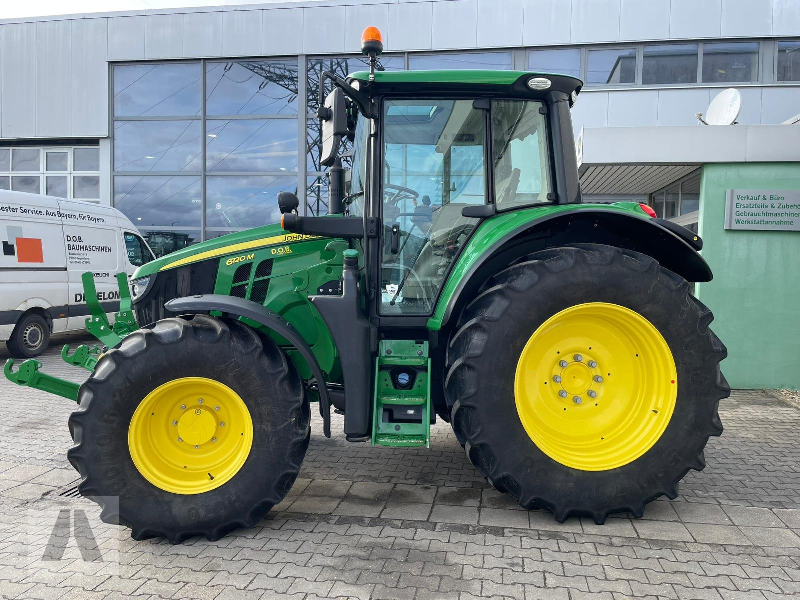 Traktor typu John Deere 6120M, Gebrauchtmaschine v Regensburg (Obrázek 3)