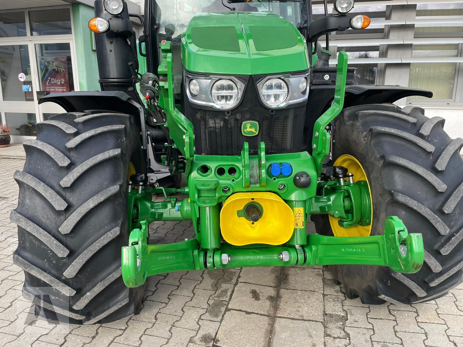 Traktor typu John Deere 6120M, Gebrauchtmaschine v Regensburg (Obrázek 5)