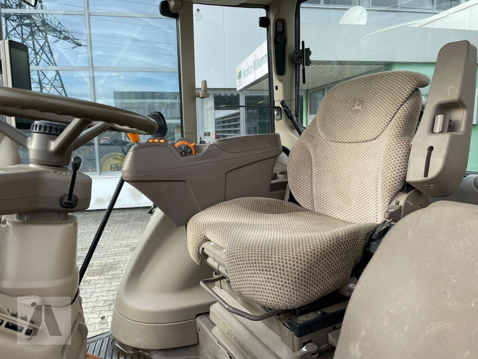 Traktor typu John Deere 6120M, Gebrauchtmaschine v Regensburg (Obrázek 13)