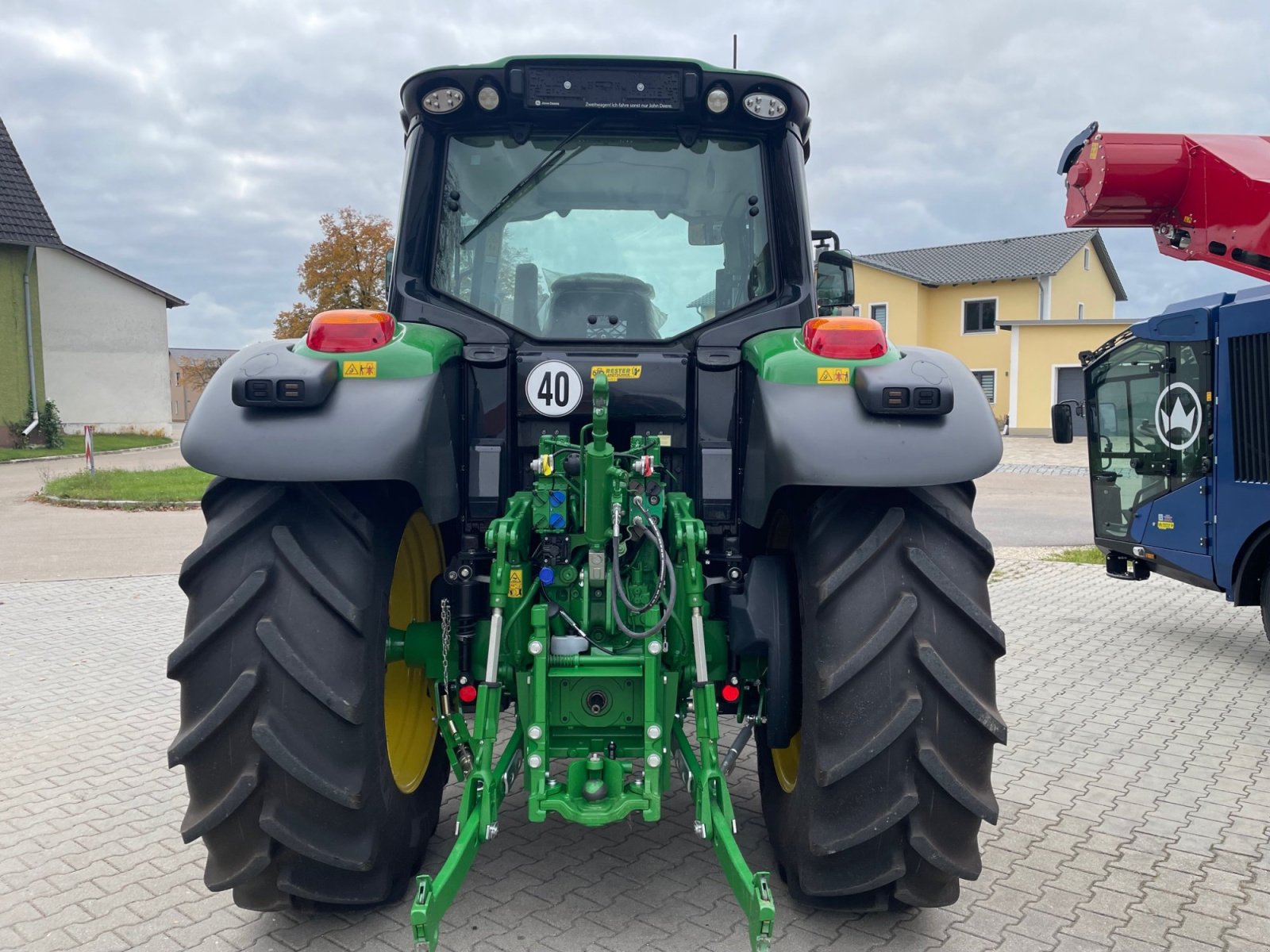 Traktor типа John Deere 6120M, Gebrauchtmaschine в Burglengenfeld (Фотография 3)