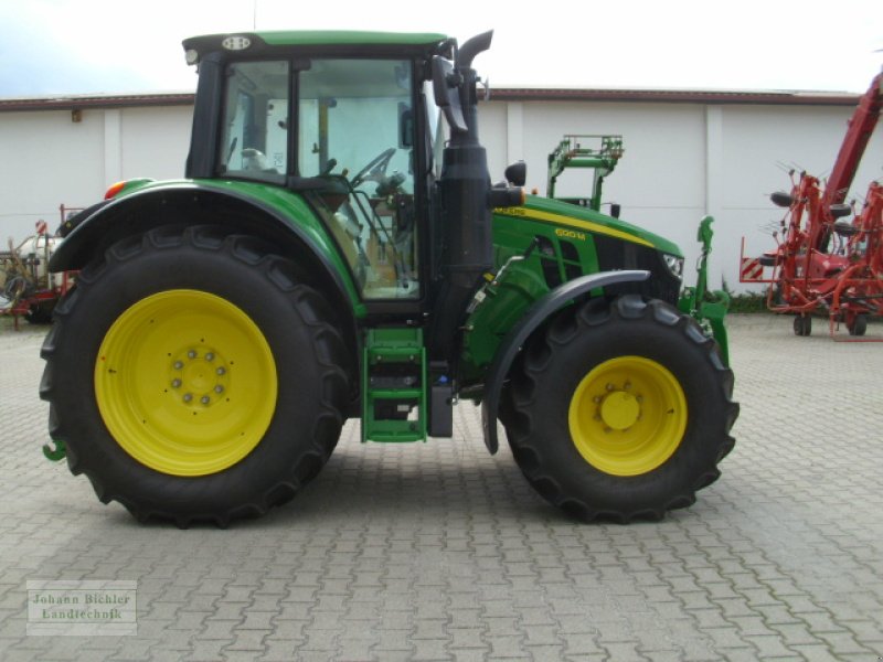 Traktor van het type John Deere 6120M, Gebrauchtmaschine in Unterneukirchen (Foto 8)