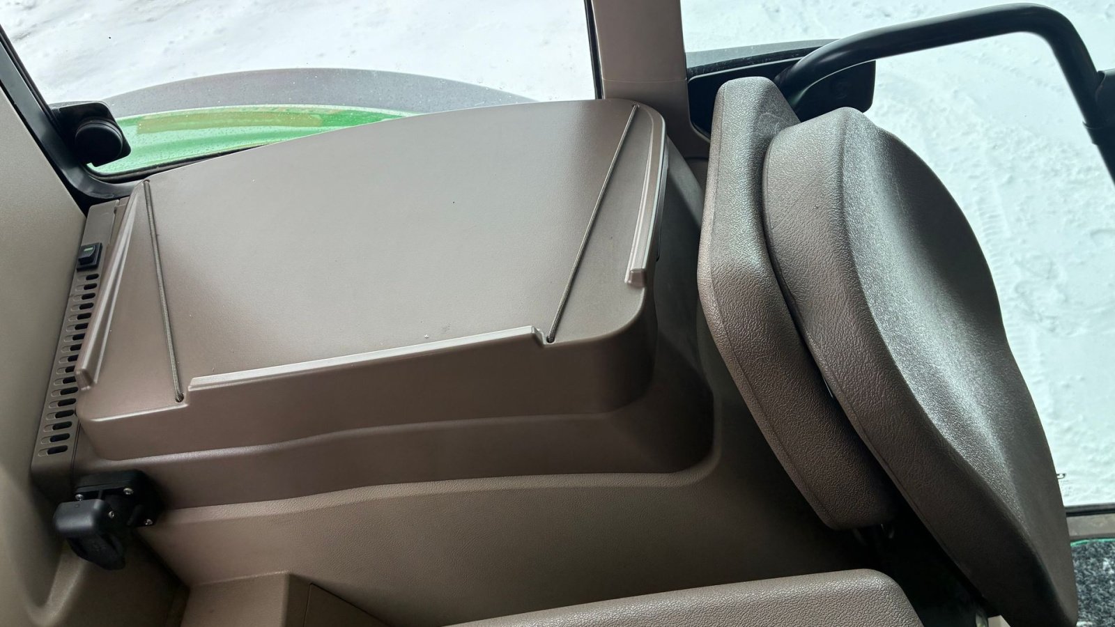 Traktor of the type John Deere 6120M, Gebrauchtmaschine in Hedensted (Picture 16)