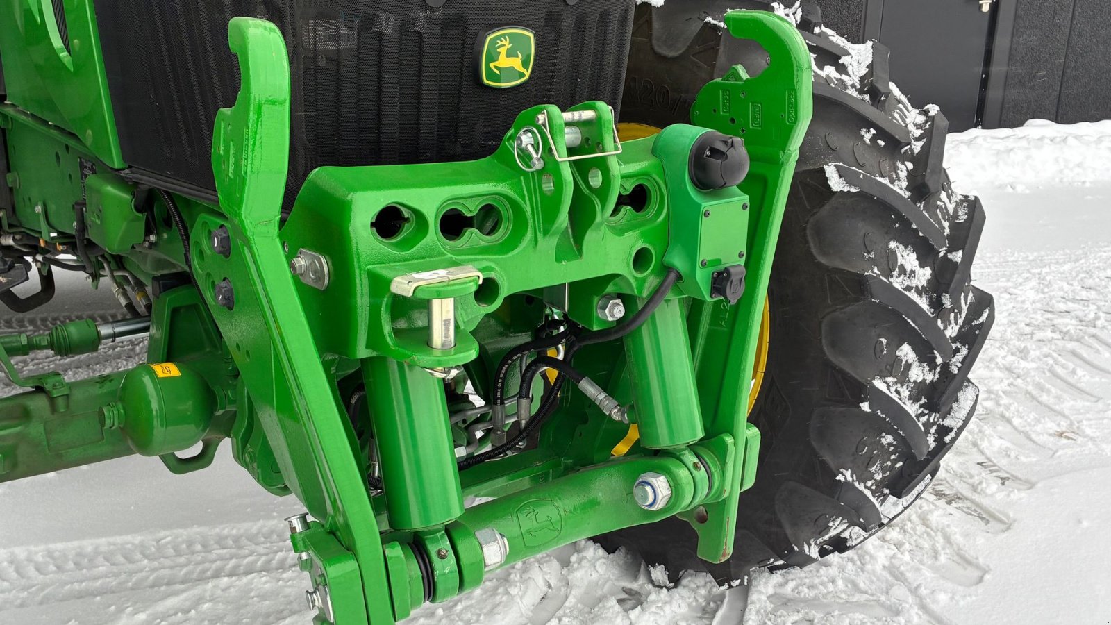 Traktor of the type John Deere 6120M, Gebrauchtmaschine in Hedensted (Picture 3)