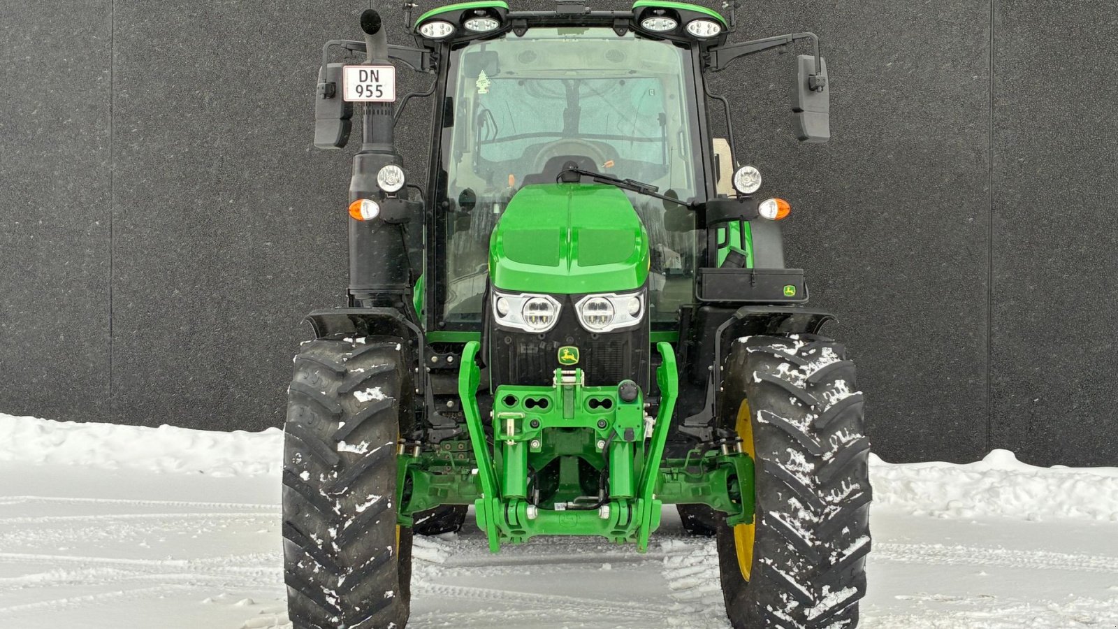 Traktor of the type John Deere 6120M, Gebrauchtmaschine in Hedensted (Picture 2)