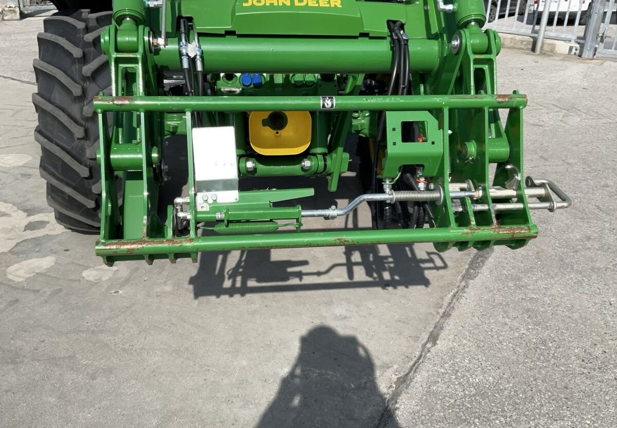 Traktor typu John Deere 6120M, Vorführmaschine v Zwettl (Obrázok 21)