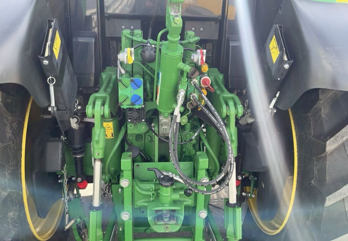 Traktor typu John Deere 6120M, Vorführmaschine v Zwettl (Obrázok 14)