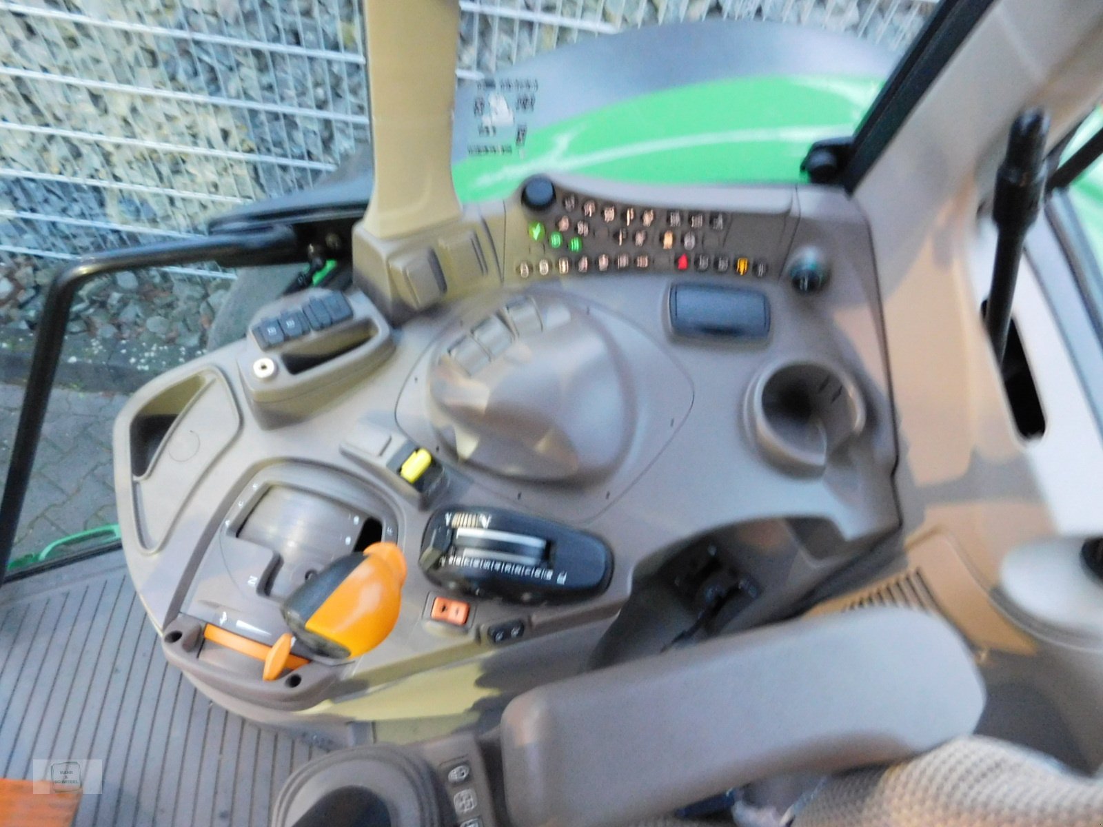 Traktor des Typs John Deere 6120M, Gebrauchtmaschine in Gross-Bieberau (Bild 9)