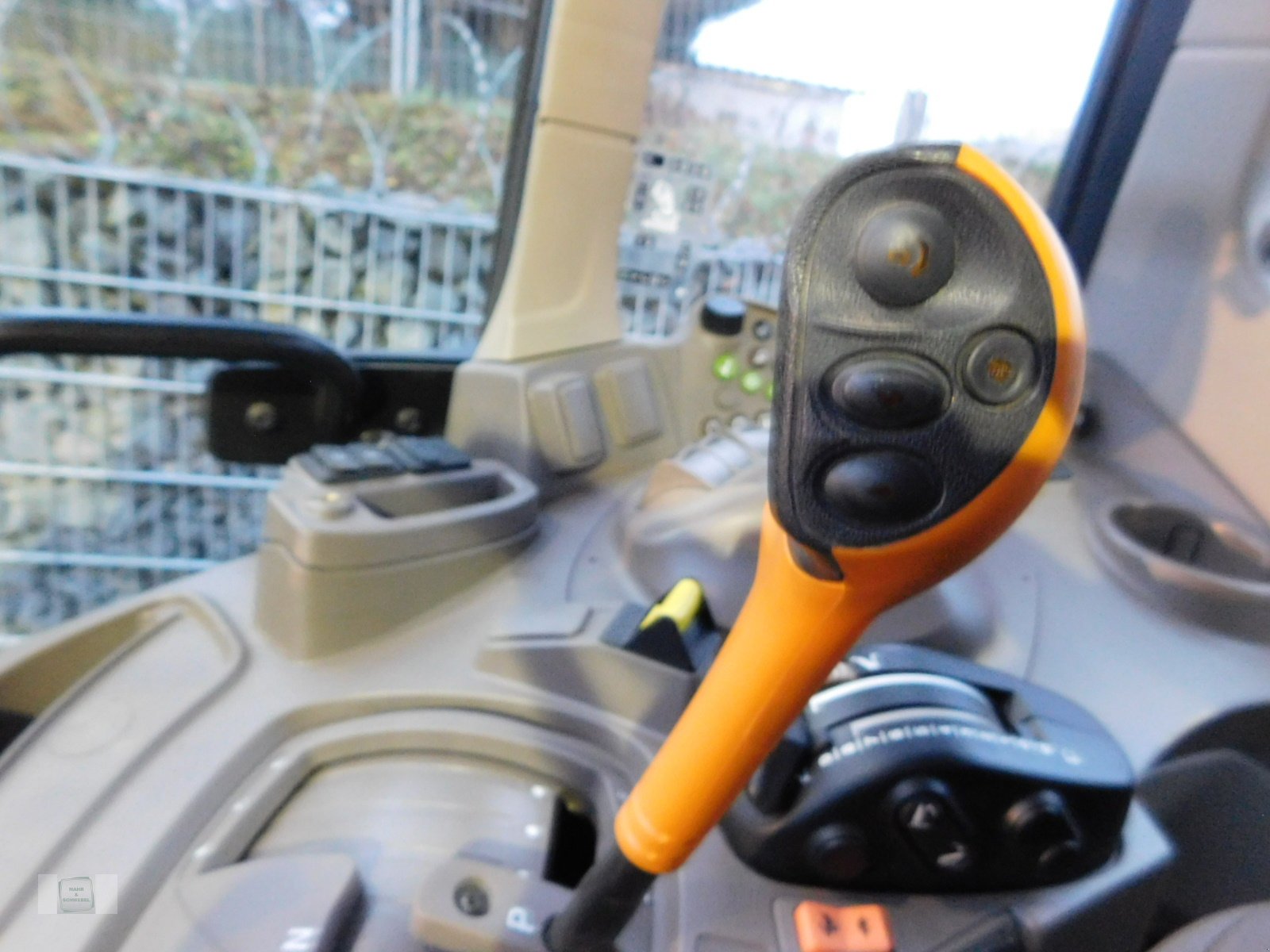 Traktor des Typs John Deere 6120M, Gebrauchtmaschine in Gross-Bieberau (Bild 12)