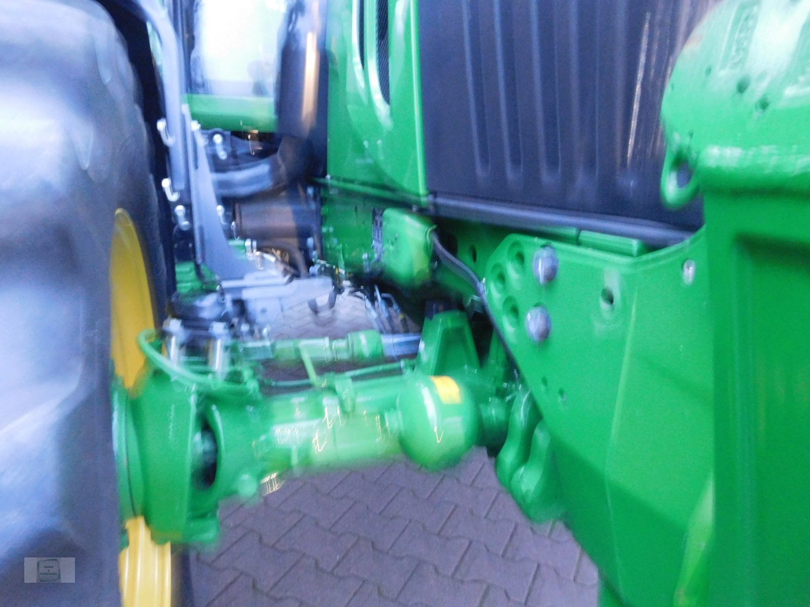 Traktor des Typs John Deere 6120M, Gebrauchtmaschine in Gross-Bieberau (Bild 16)