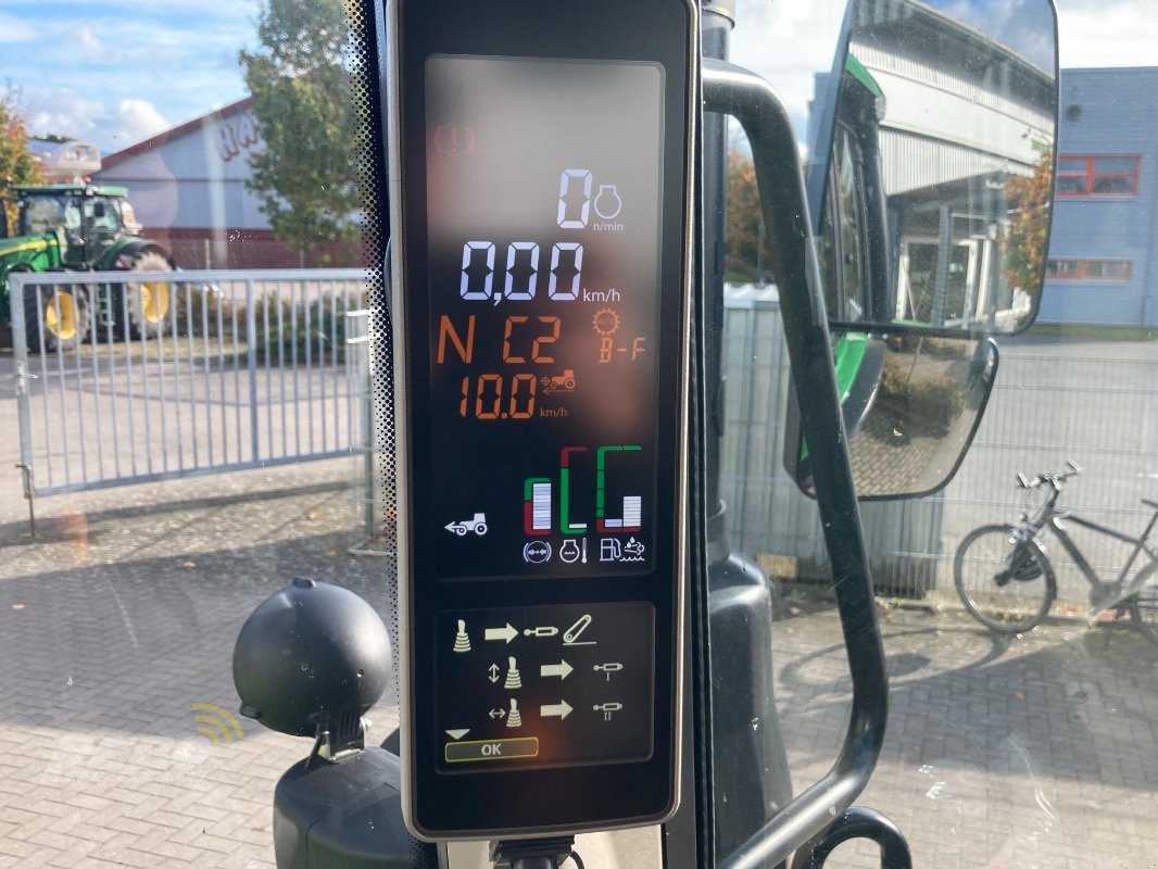 Traktor des Typs John Deere 6120M, Neumaschine in Sörup (Bild 14)