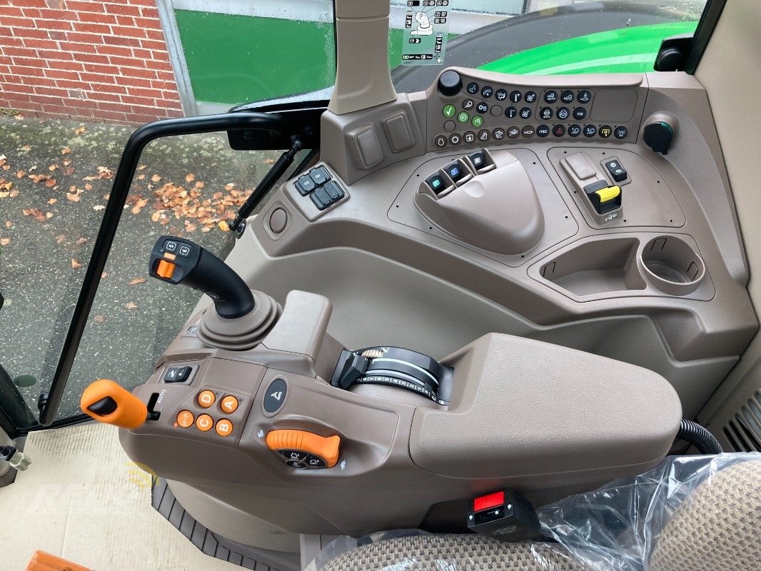 Traktor типа John Deere 6120M, Gebrauchtmaschine в Bordelum (Фотография 20)