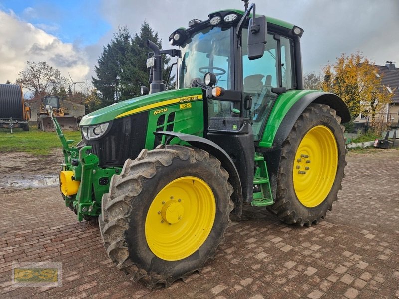 Traktor от тип John Deere 6120M, Gebrauchtmaschine в Grabow (Снимка 1)