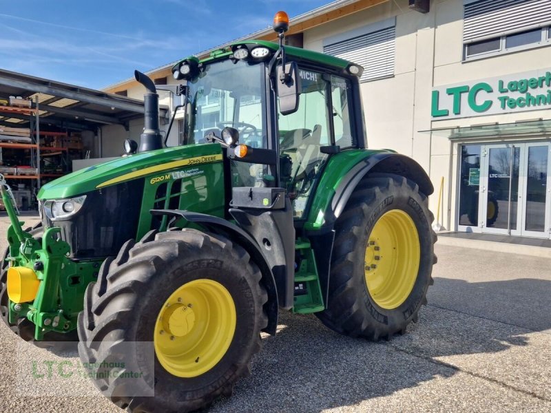 Traktor del tipo John Deere 6120M, Vorführmaschine en Korneuburg