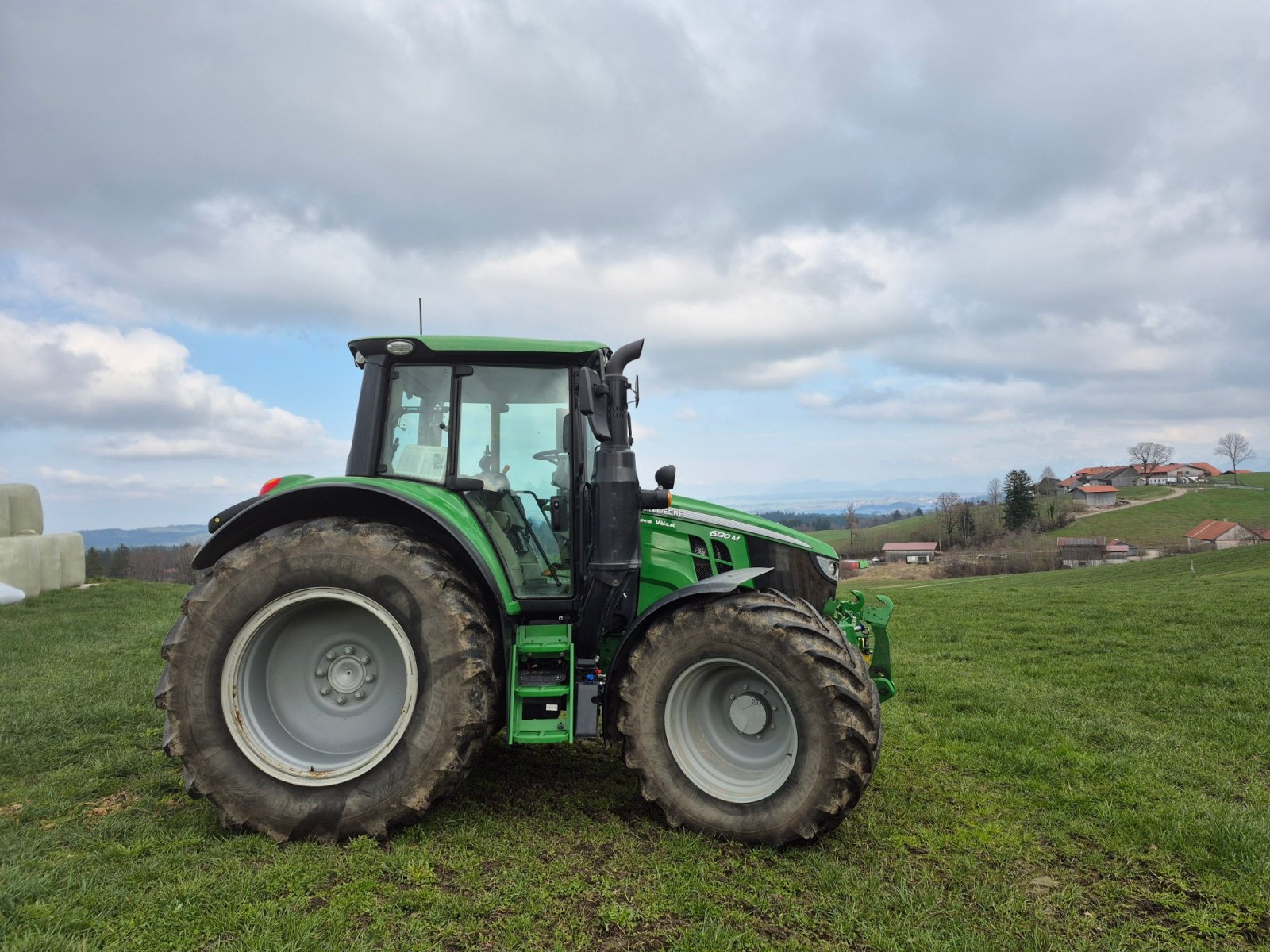 Traktor typu John Deere 6120M, Gebrauchtmaschine v Bad Kohlgrub (Obrázek 2)
