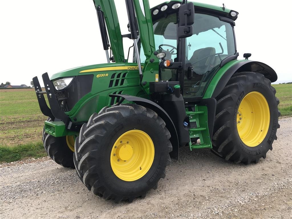 Traktor des Typs John Deere 6120R m/Frontlæsser og Greenstar-Ready, Gebrauchtmaschine in Bjerringbro (Bild 10)