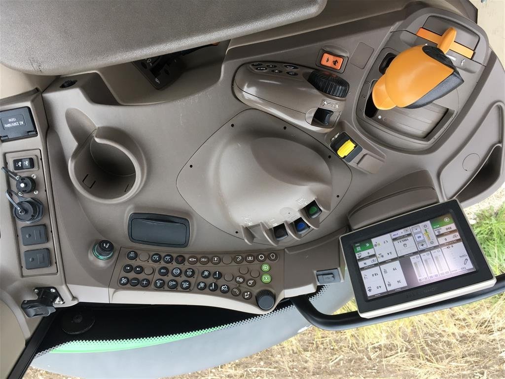 Traktor des Typs John Deere 6120R m/Frontlæsser og Greenstar-Ready, Gebrauchtmaschine in Bjerringbro (Bild 12)