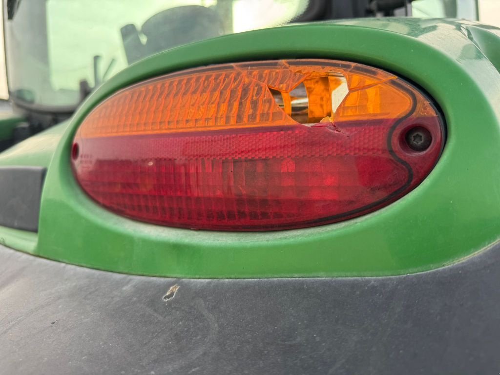 Traktor του τύπου John Deere 6120R POWERQUAD+, Gebrauchtmaschine σε GUERET (Φωτογραφία 11)