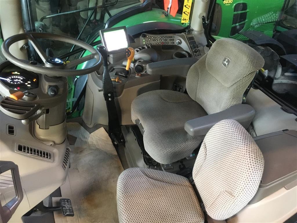 Traktor типа John Deere 6120R Select Edition m/Frontlæsser, Gebrauchtmaschine в Bjerringbro (Фотография 13)