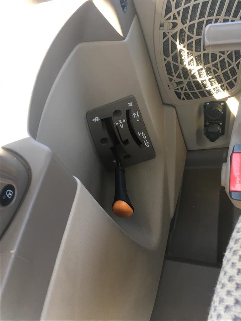 Traktor типа John Deere 6120R Select Edition m/Frontlæsser, Gebrauchtmaschine в Bjerringbro (Фотография 17)