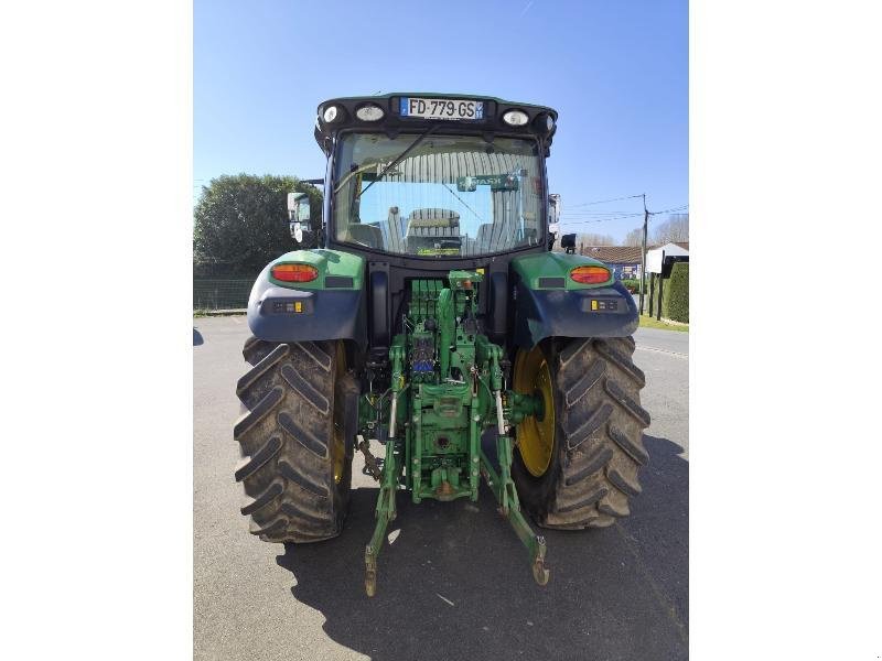 Traktor типа John Deere 6120R, Gebrauchtmaschine в SAINT GENEST D'AMBIERE (Фотография 4)