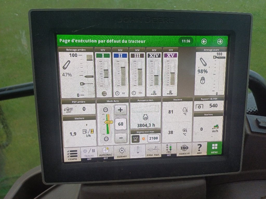 Traktor типа John Deere 6120R, Gebrauchtmaschine в LACAPELLE-MARIVAL (Фотография 2)