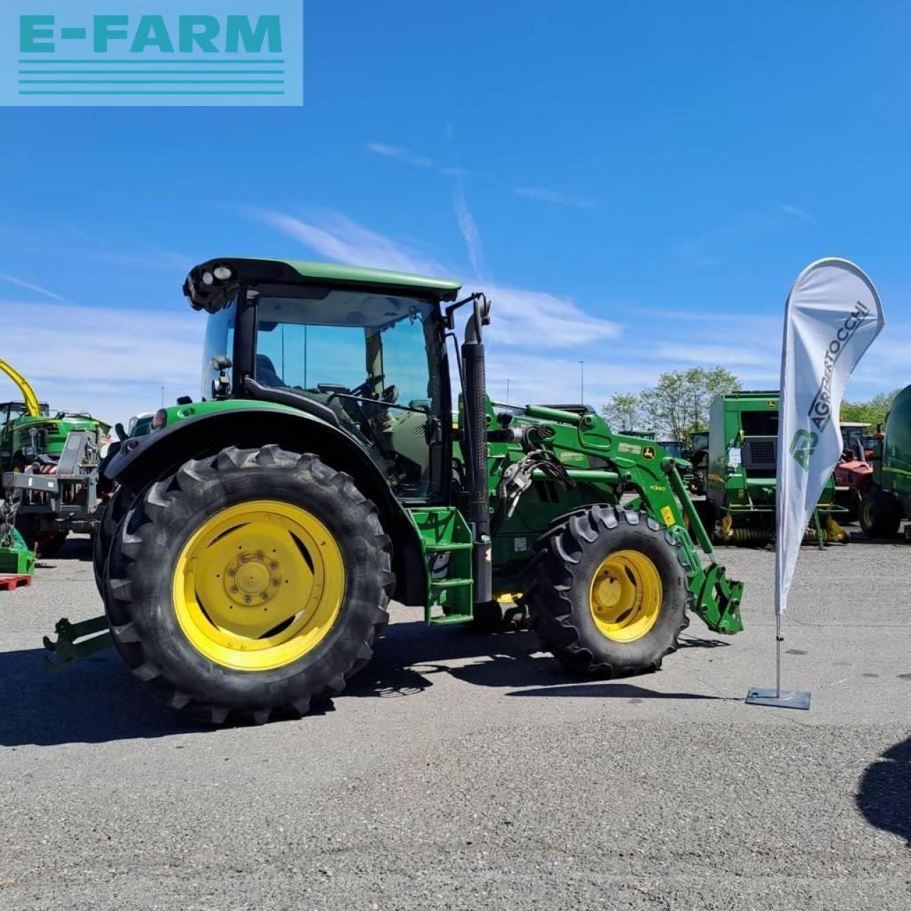 Traktor des Typs John Deere 6125 r, Gebrauchtmaschine in ORZIVECCHI (Bild 3)