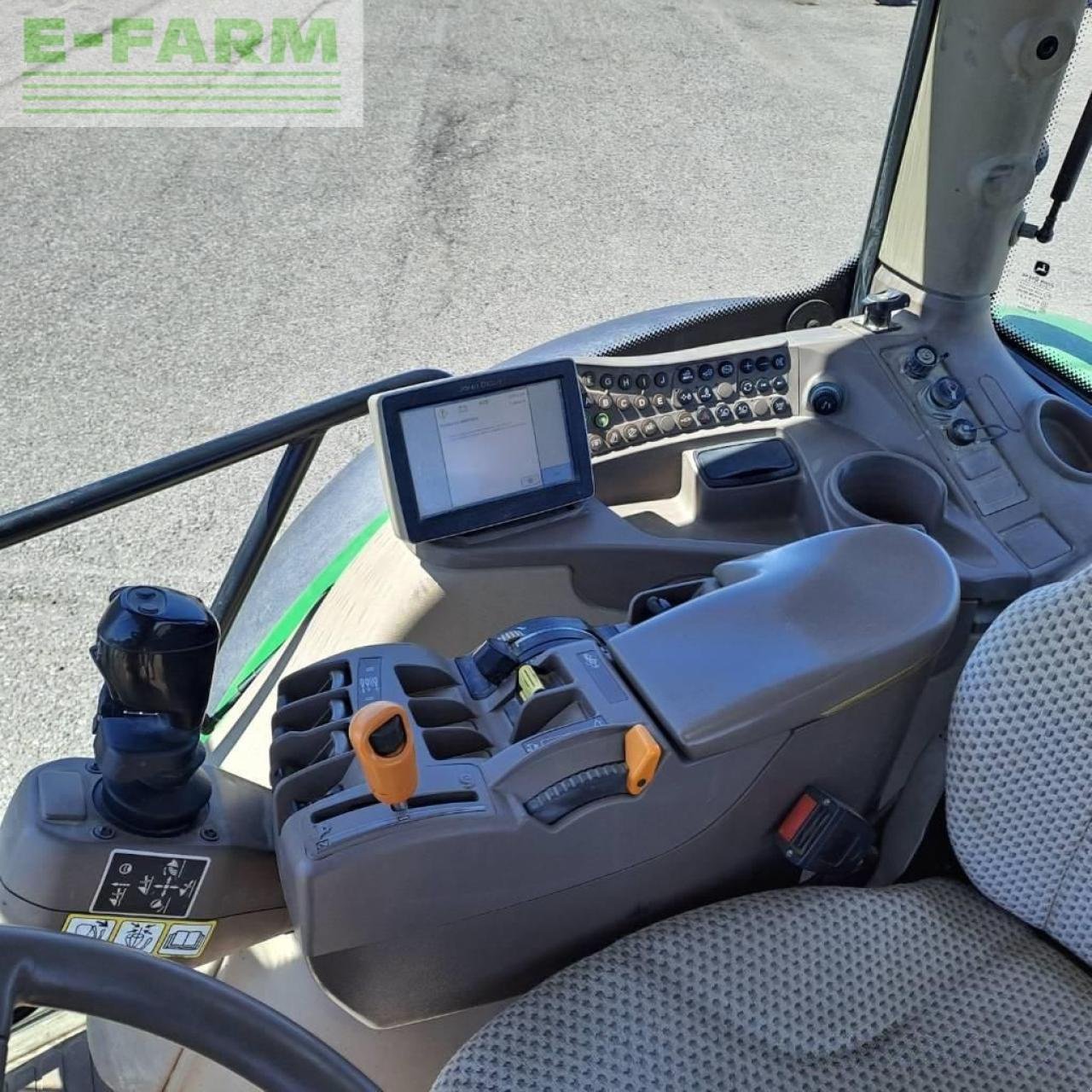 Traktor des Typs John Deere 6125 r, Gebrauchtmaschine in ORZIVECCHI (Bild 6)