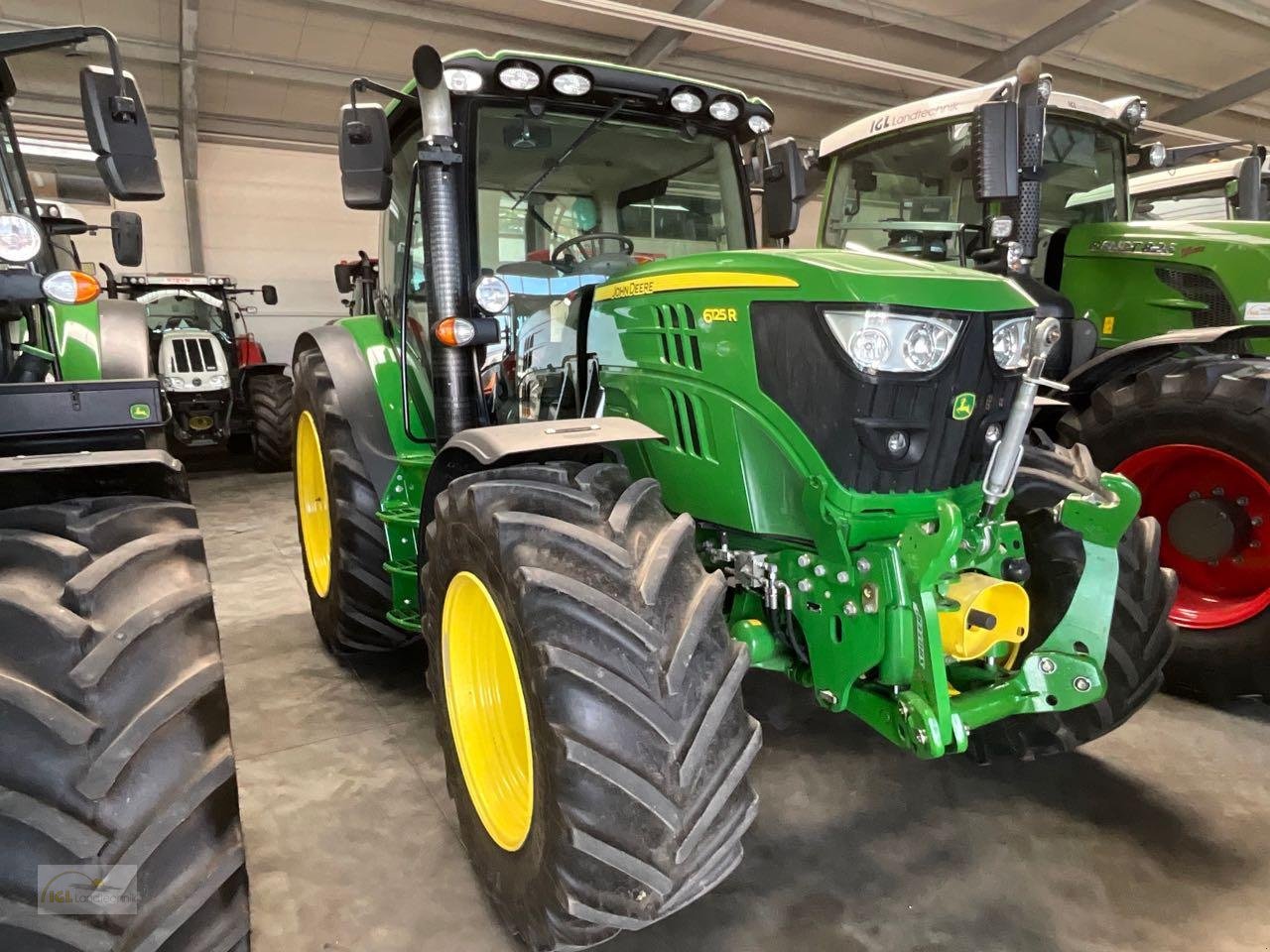 Traktor typu John Deere 6125 R, Gebrauchtmaschine v Pfreimd (Obrázek 1)