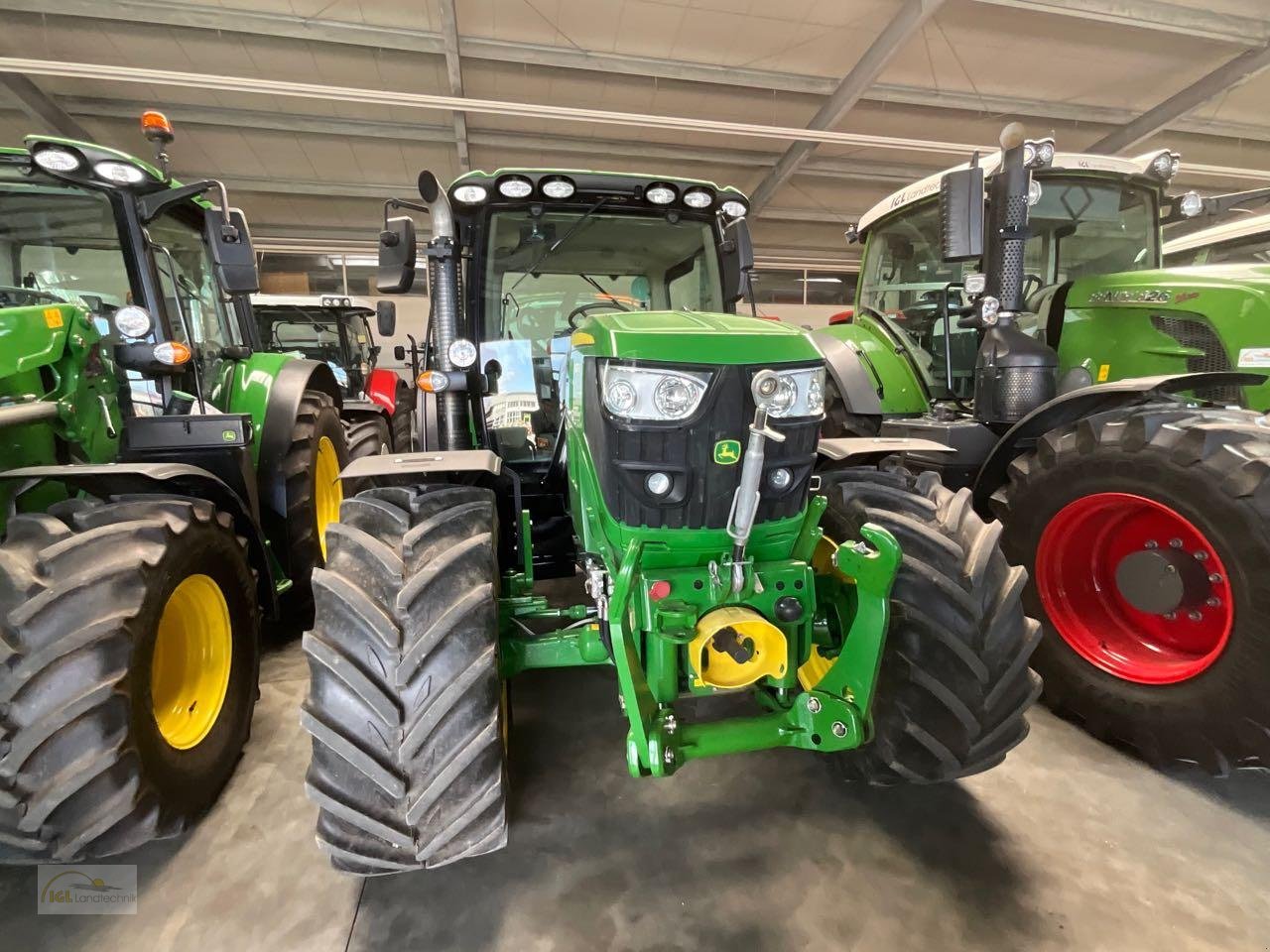 Traktor typu John Deere 6125 R, Gebrauchtmaschine v Pfreimd (Obrázek 2)