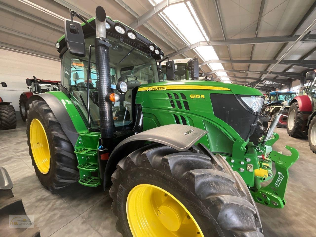 Traktor typu John Deere 6125 R, Gebrauchtmaschine v Pfreimd (Obrázek 3)